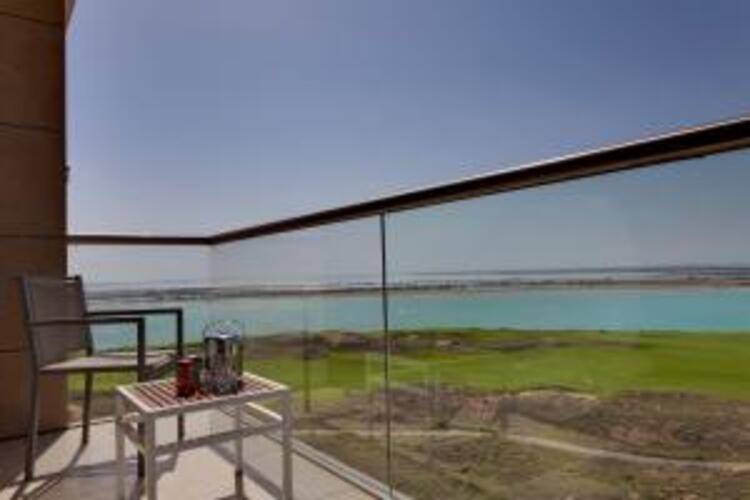 Yas Plaza Bay By Ihg (Ex. Park Inn By Radisson Abu Dhabi Yas Island)