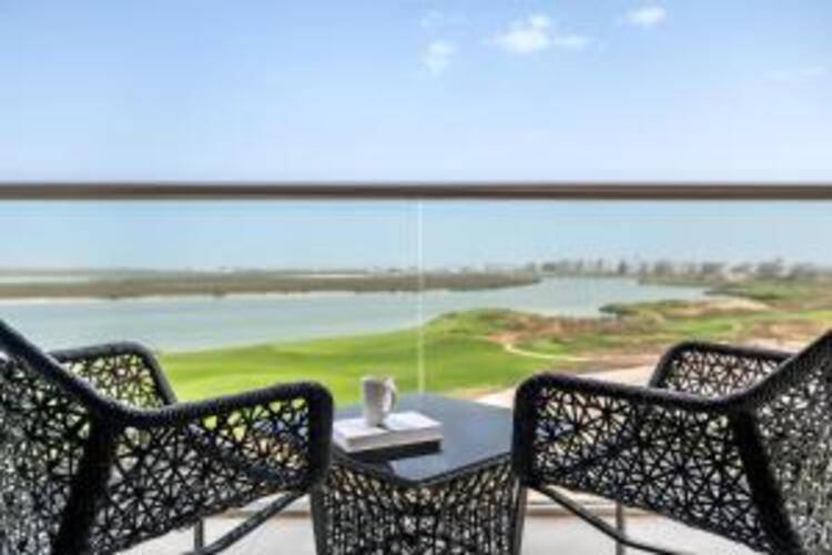 Yas Plaza Bay By Ihg (Ex. Park Inn By Radisson Abu Dhabi Yas Island)