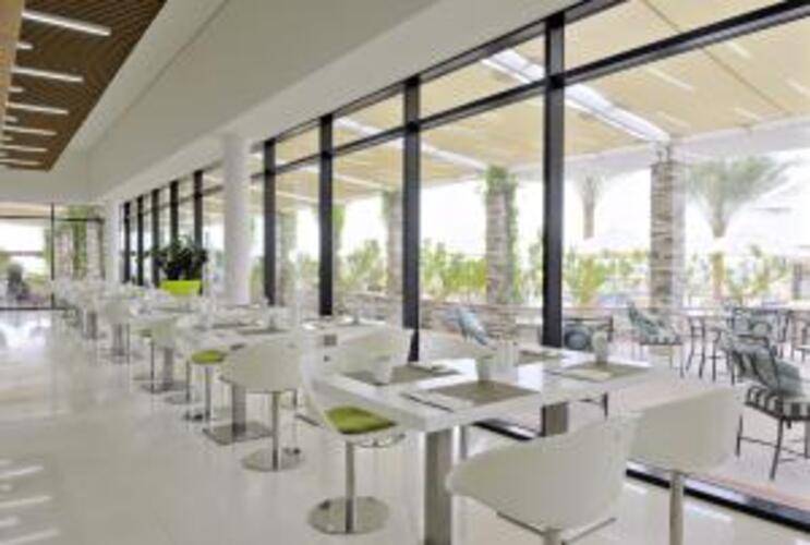 Yas Plaza Bay By Ihg (Ex. Park Inn By Radisson Abu Dhabi Yas Island)