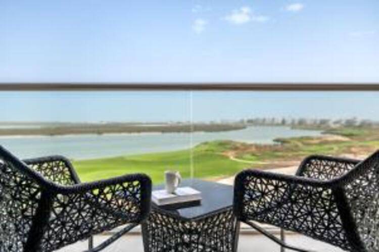 Yas Plaza Bay By Ihg (Ex. Park Inn By Radisson Abu Dhabi Yas Island)