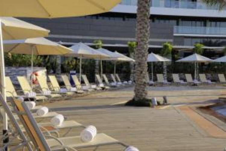 Yas Plaza Bay By Ihg (Ex. Park Inn By Radisson Abu Dhabi Yas Island)