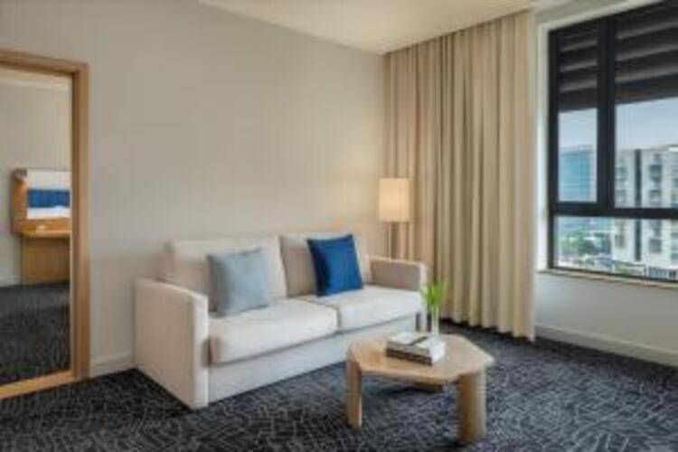Yas Plaza Bay By Ihg (Ex. Park Inn By Radisson Abu Dhabi Yas Island)