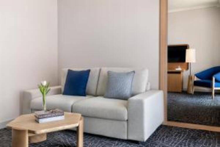 Yas Plaza Bay By Ihg (Ex. Park Inn By Radisson Abu Dhabi Yas Island)