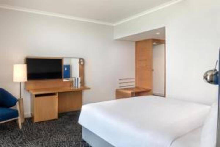 Yas Plaza Bay By Ihg (Ex. Park Inn By Radisson Abu Dhabi Yas Island)
