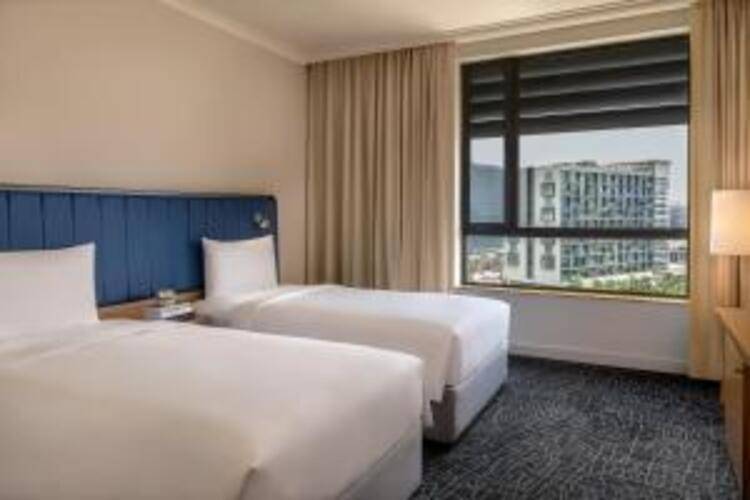 Yas Plaza Bay By Ihg (Ex. Park Inn By Radisson Abu Dhabi Yas Island)