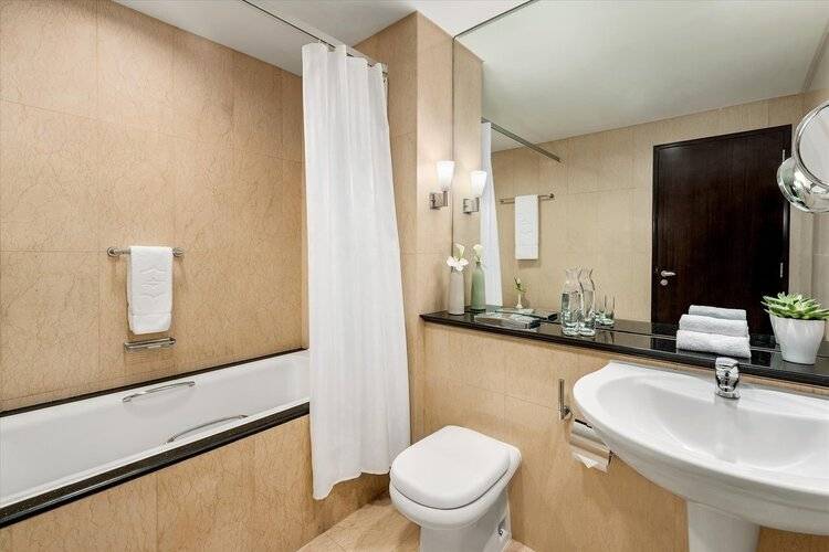 Shangri-La Hotel Dubai Sheikh Zayed Road