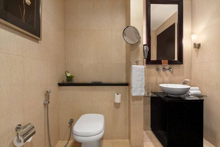 Shangri-La Hotel Dubai Sheikh Zayed Road