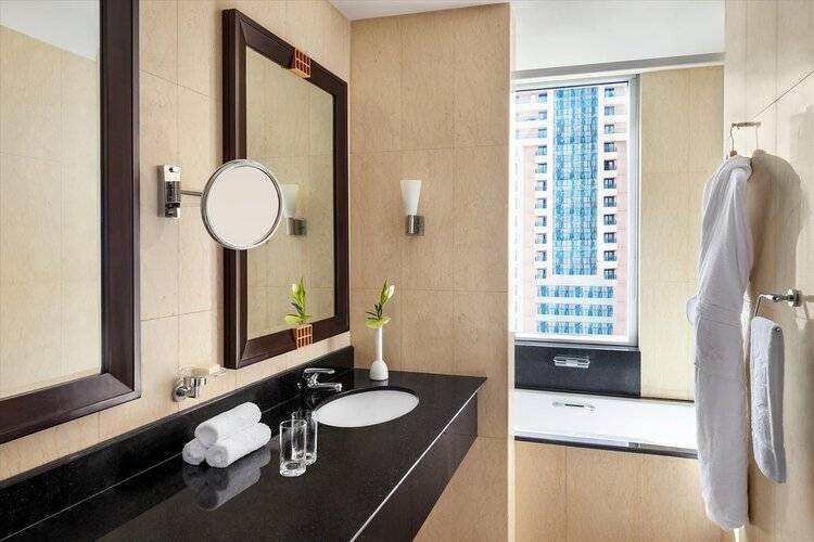 Shangri-La Hotel Dubai Sheikh Zayed Road