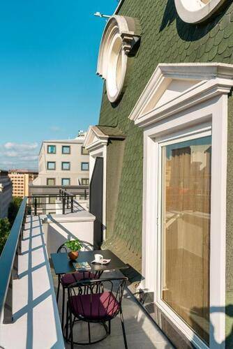 Occidental Taksim Hotel ( Ex. Lares Park Hotel)
