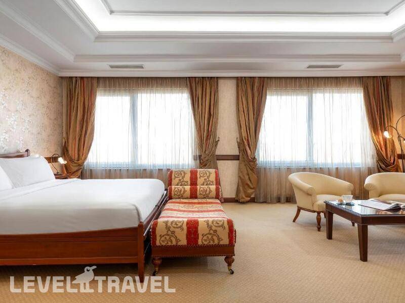 Фотография Occidental Taksim Hotel ( Ex. Lares Park Hotel)