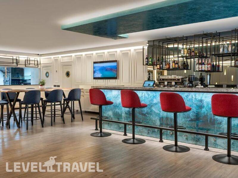 Фотография Occidental Taksim Hotel ( Ex. Lares Park Hotel)