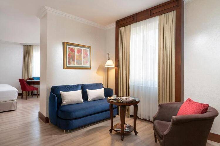 Occidental Taksim Hotel ( Ex. Lares Park Hotel)