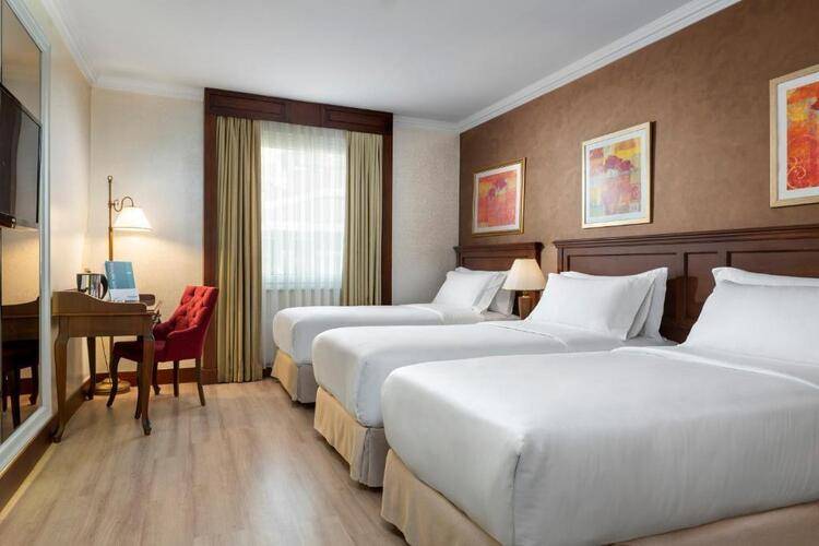 Occidental Taksim Hotel ( Ex. Lares Park Hotel)