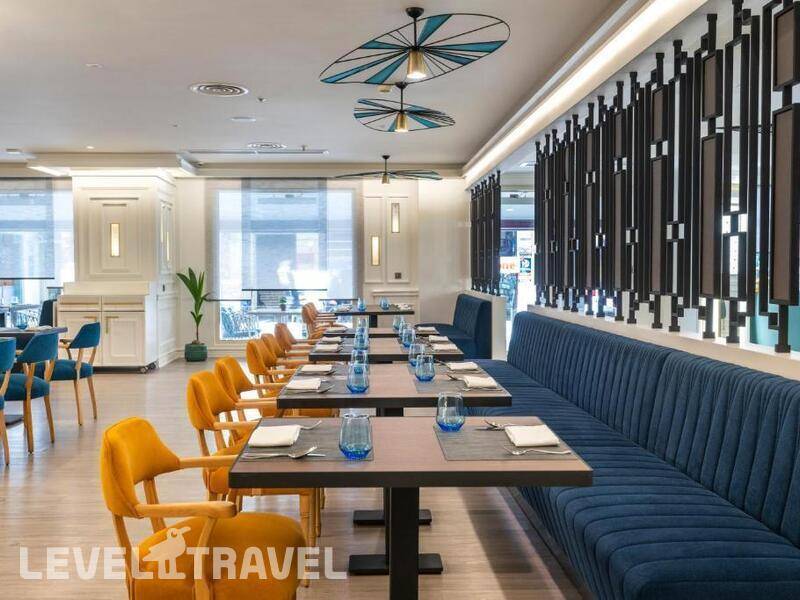 Фотография Occidental Taksim Hotel ( Ex. Lares Park Hotel)