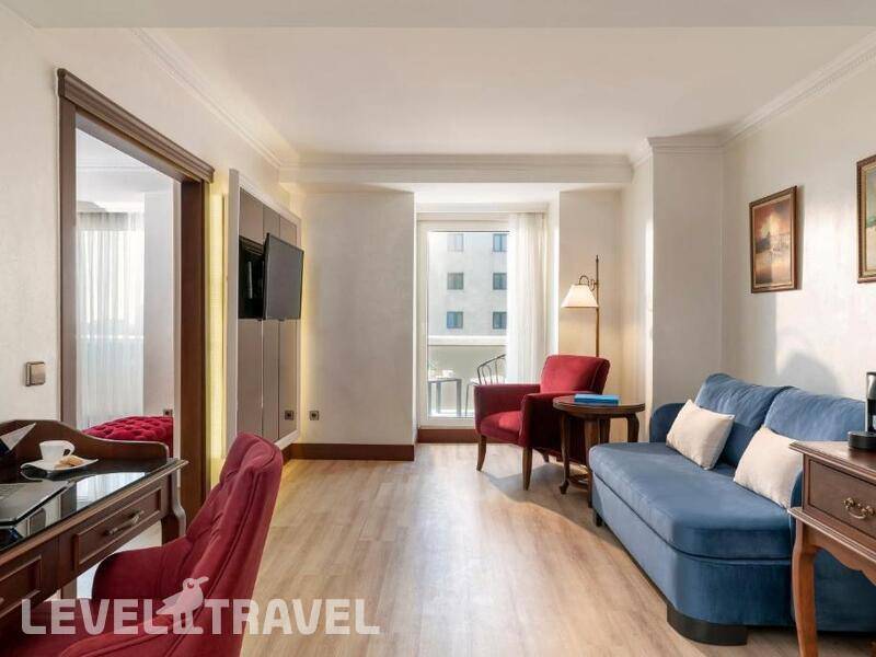 Фотография Occidental Taksim Hotel ( Ex. Lares Park Hotel)
