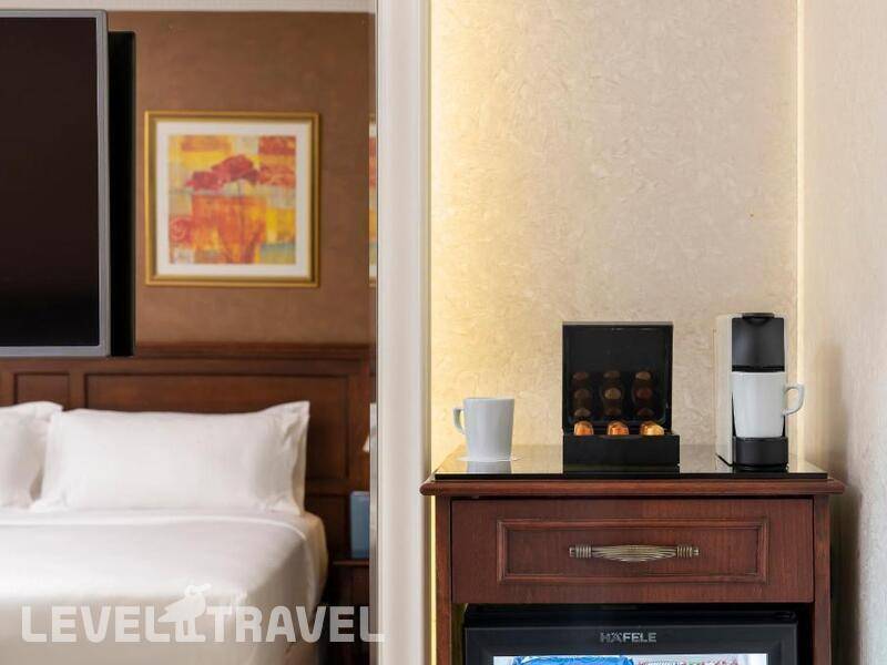 Фотография Occidental Taksim Hotel ( Ex. Lares Park Hotel)