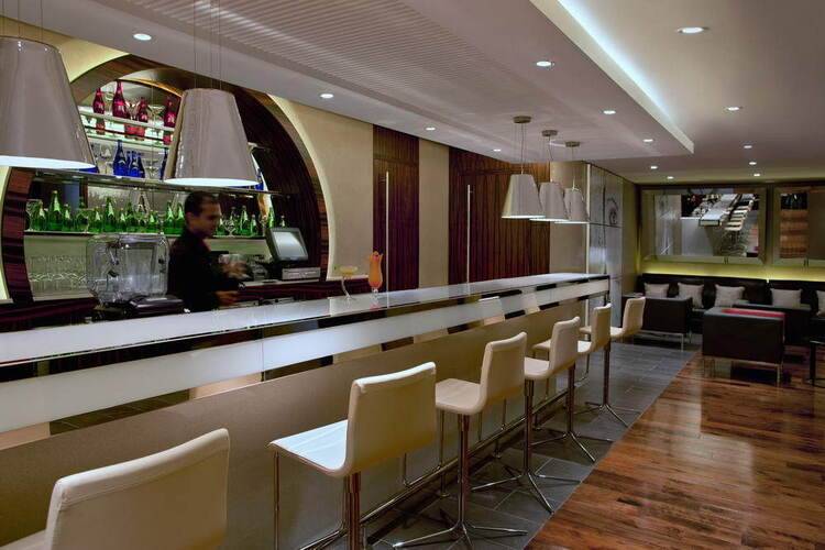 Centro Al Manhal by Rotana
