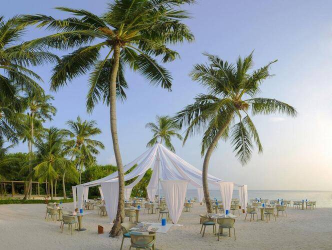 Dusit Thani Maldives