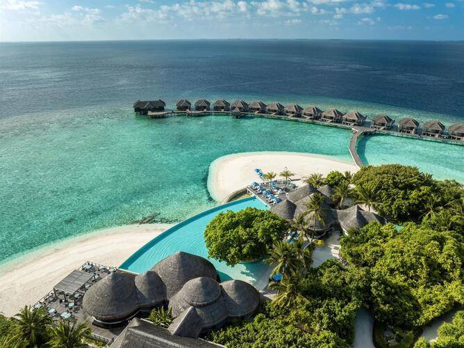 Dusit Thani Maldives