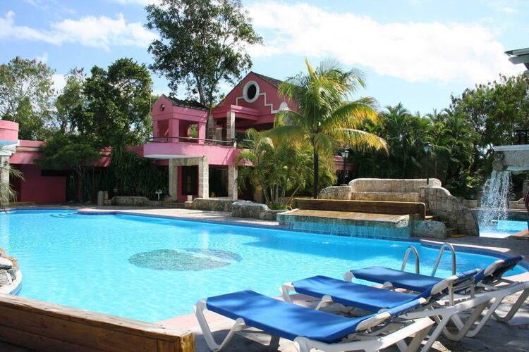 Talanquera Beach Resort