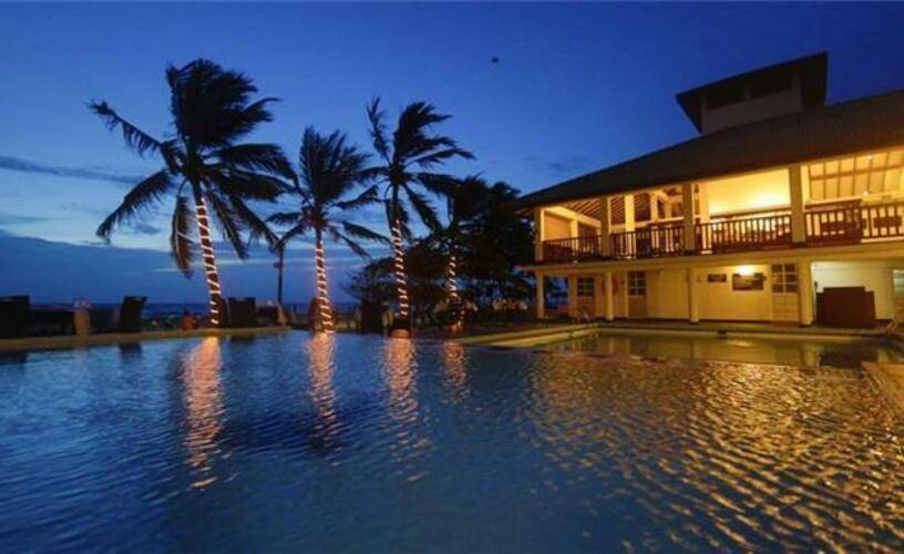 Catamaran Beach Hotel