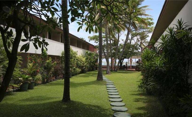 Catamaran Beach Hotel