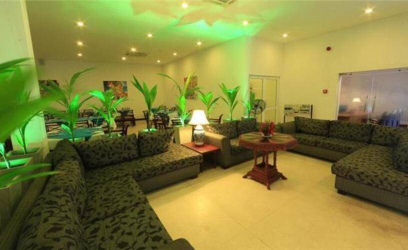 Catamaran Beach Hotel