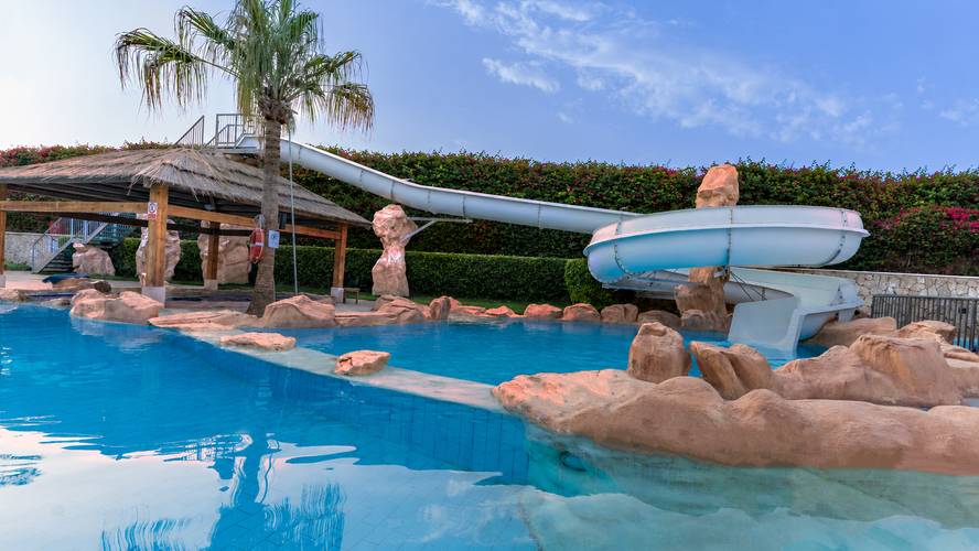 Xperience Sea Breeze Resort
