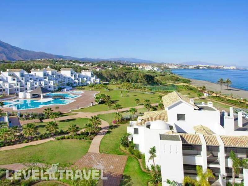 Фотография Fuerte Estepona Suites Spa