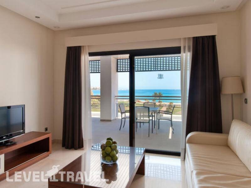 Фотография Fuerte Estepona Suites Spa