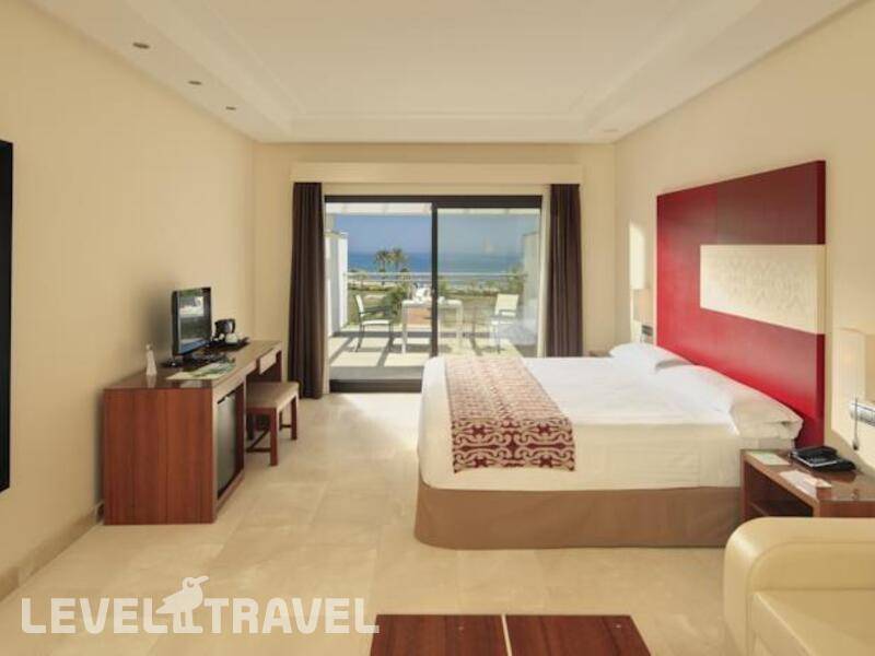 Фотография Fuerte Estepona Suites Spa