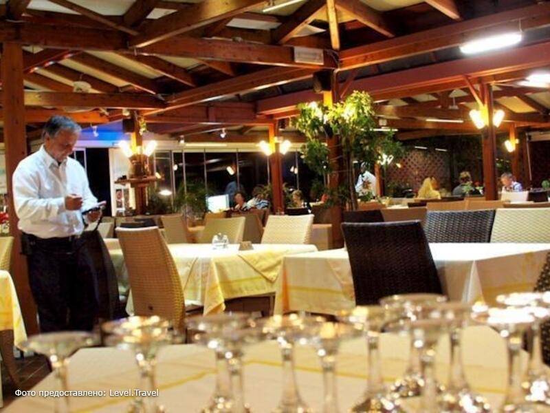 Фотография Caravel Hotel Apts