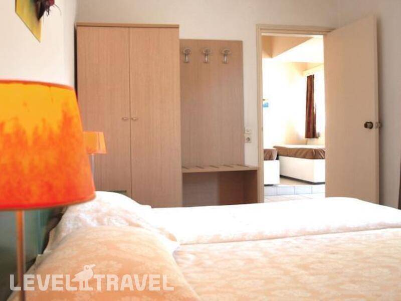 Фотография Caravel Hotel Apts