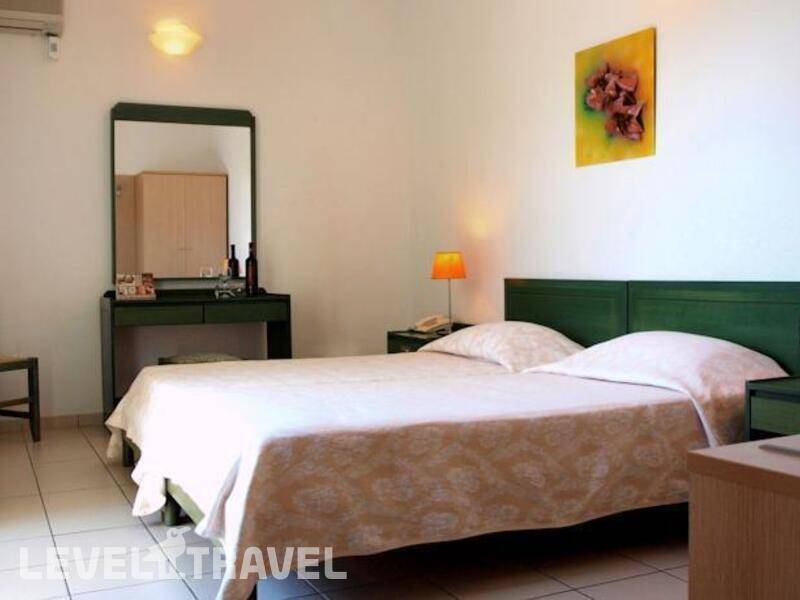 Фотография Caravel Hotel Apts