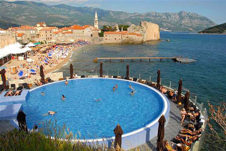Avala Resort & Villas