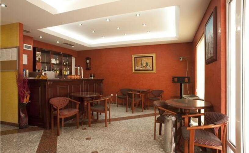 Mb Hotel