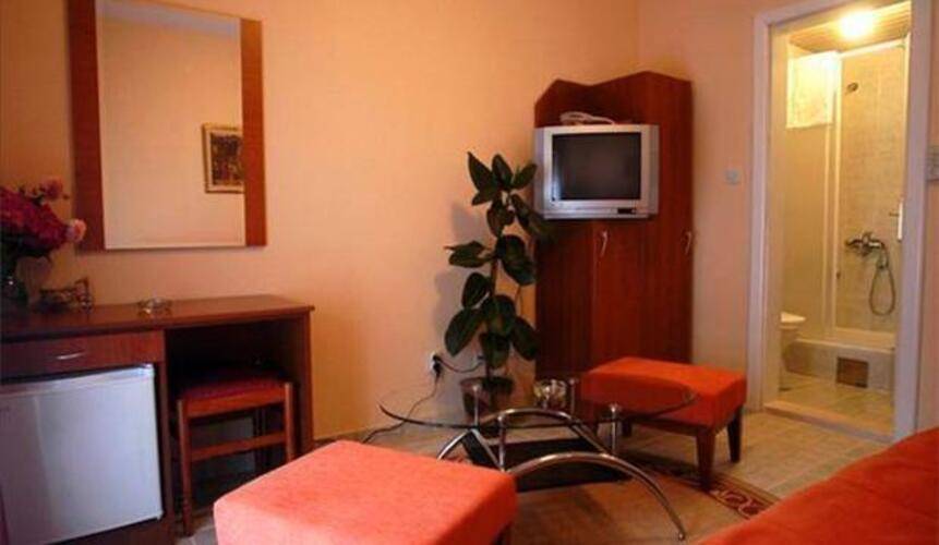 Podostrog Hotel