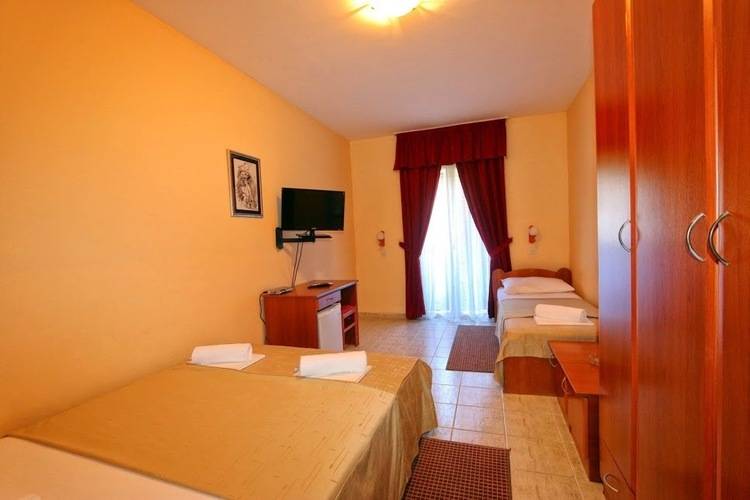 Podostrog Hotel