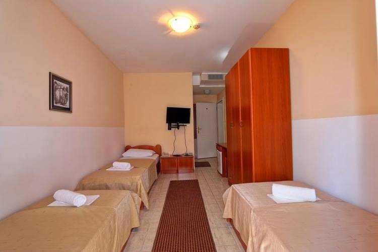 Podostrog Hotel