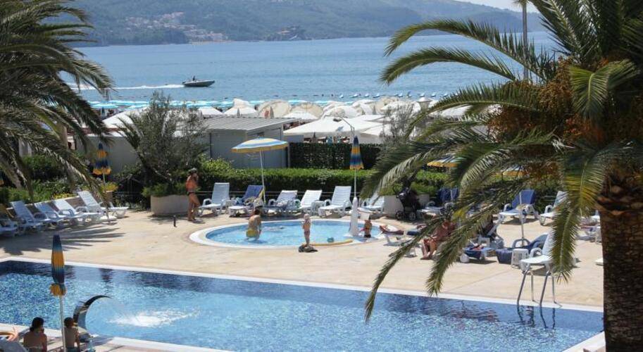 Montenegro Beach Resort