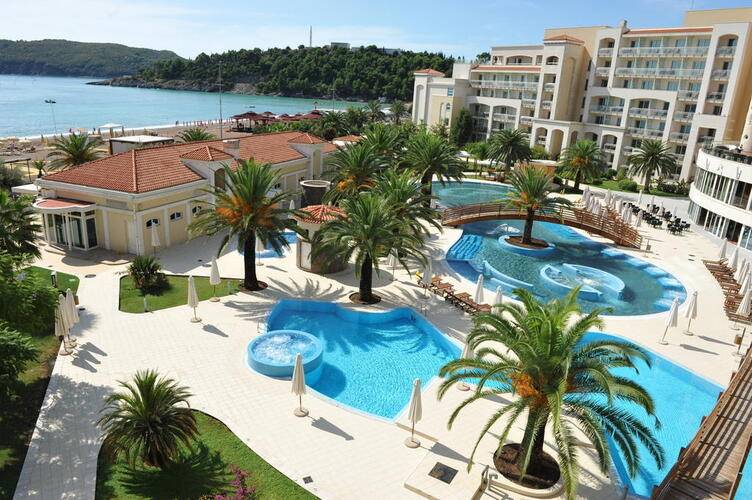 Splendid Conference & Spa Beach Resort