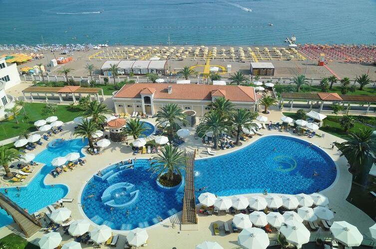 Splendid Conference & Spa Beach Resort
