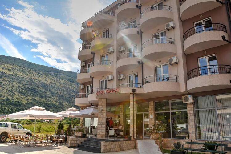 Novi Hotel