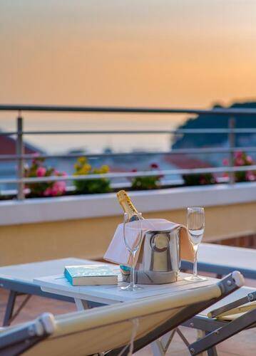 W Grand Hotel