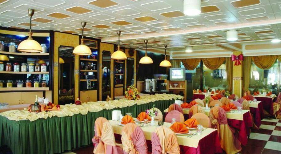Eyfel Hotel