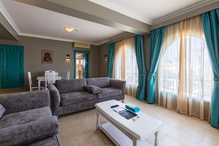 Sunrise Garden Beach Resort -Select-