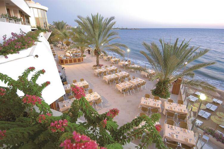 Rubi Hotel