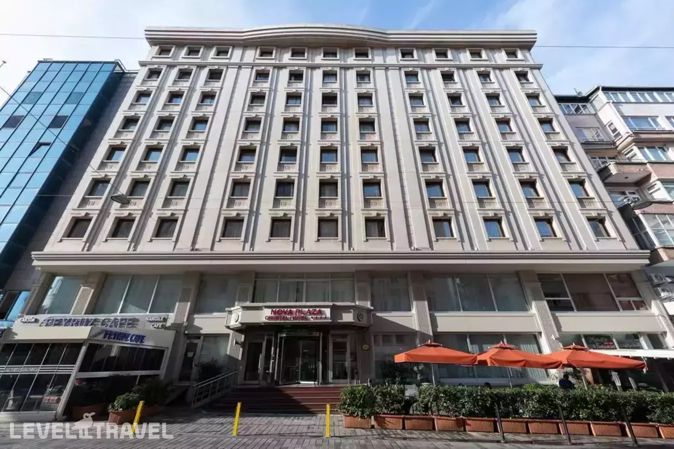 Nova Plaza Crystal Hotel