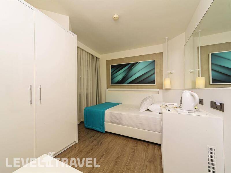 Фотография Poseidon Hotel (Adults Only 16+) Фотография Poseidon Hotel (Adults Only 16+)