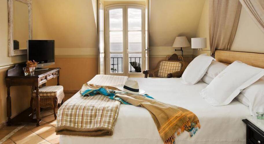 Gran Hotel Bahia Del Duque Resort